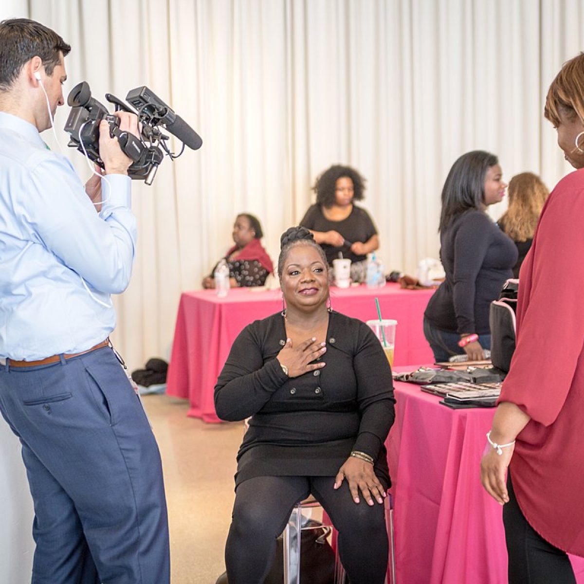 ABC Channel 7 in Chicago featured our Mother's Day makeover event from 2017. The snippet featured moms, sponsors, volunteers and smiles all around!