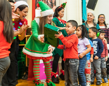 2019 Holiday Outreach Event in Humboldt ParkRachel Bires Photography