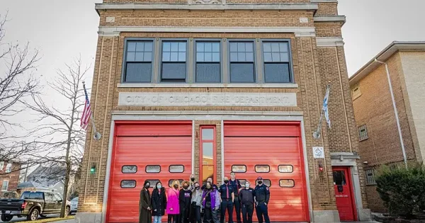 2021-chicago-firstresponders-sprinkles-joy-holiday-_3836