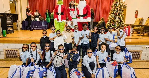2022-holidaymagic-deneen-elementary-chi-madiellis0003