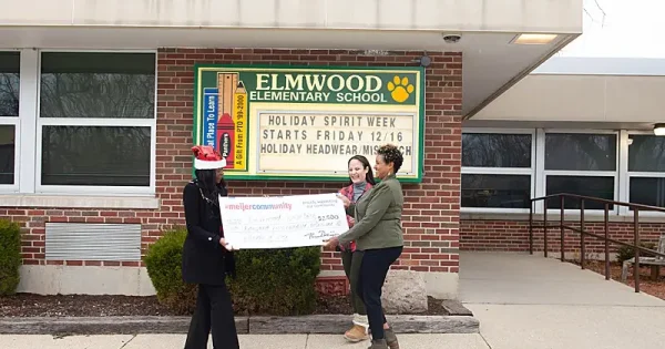 2022-sprinklesofjoy-meijer-elmwoodelementary-chi-sonyamartin_0415