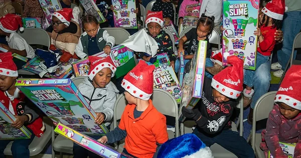 2025-Houston-Holiday-Magic-Lockhart-SonnyImages_0043