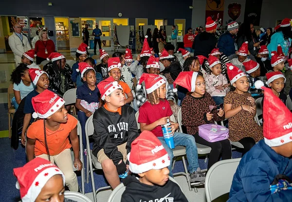 2025-Houston-Holiday-Magic-Lockhart-SonnyImages_0079