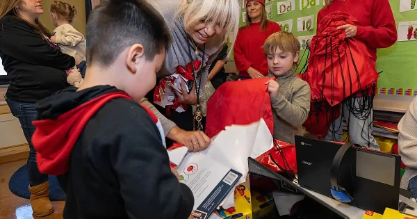 2025-Milwaukee-Holiday-Magic-Express-SonyaMartin-AlbertKagel_0055