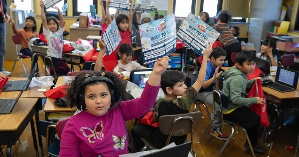 2025-Milwaukee-Holiday-Magic-Express-SonyaMartin-AlbertKagel_0070