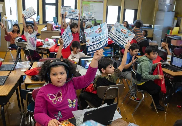 2025-Milwaukee-Holiday-Magic-Express-SonyaMartin-AlbertKagel_0070