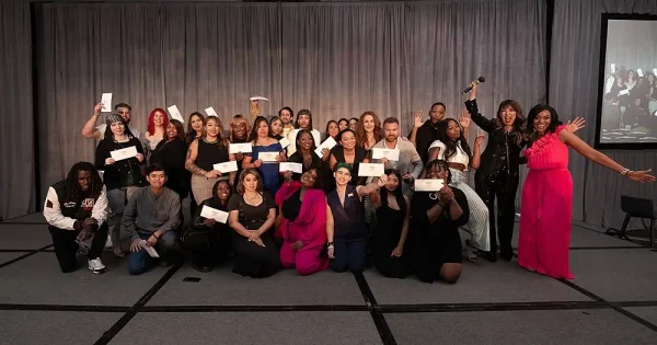 Beauty-Gives-Back-Beautician-Summit-Chicago-Daisie-Foundation-Alex-_0072