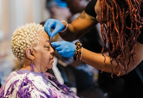 Daisie Foundation Mother's Day Makeover 2026