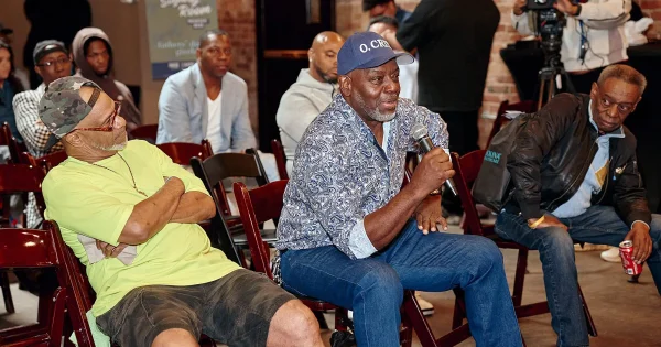 Daisie-Foundation-Fathers-Day-Leading-Men-Panel-Event-Chicago-2025_0051