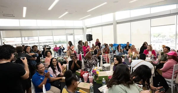 Houston-Mothers-Day-Makeover-Event-Daisie-Foundation-2026-_0356
