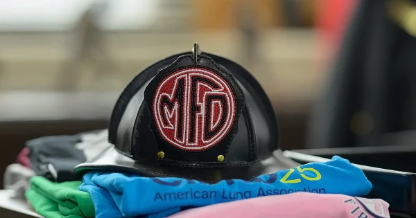 Milwaukee-FireDept-Mothers-Day-Giveback-Acts-Daisie-Foundation-2025_0019