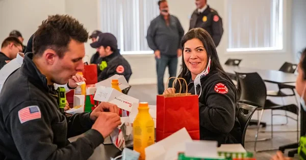 daisie-foundation-2020-sprinkles-chicago-fire-department_0340