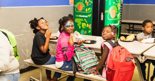 daisie-foundation-back-to-school-perkins-bass-elementary-2019_0316